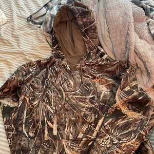 Camo sweatshirt. Has been worn but still in good condition